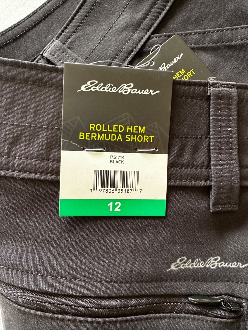 Eddie Bauer Women’s Rolled Hem Bermuda Shorts Black Size 12 NWT Stretch UPF 50 - Picture 3 of 3